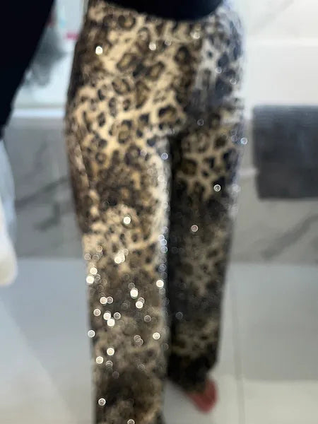 Veyona™ | Leopard Diamanté Flared Jeans