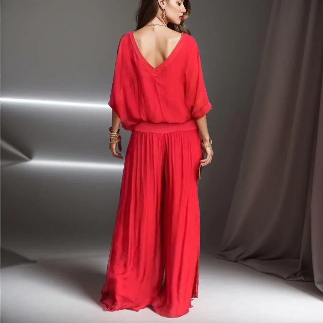 Vivace™| Set in Extra Light Poplin with Fitted Waist and V-Neck