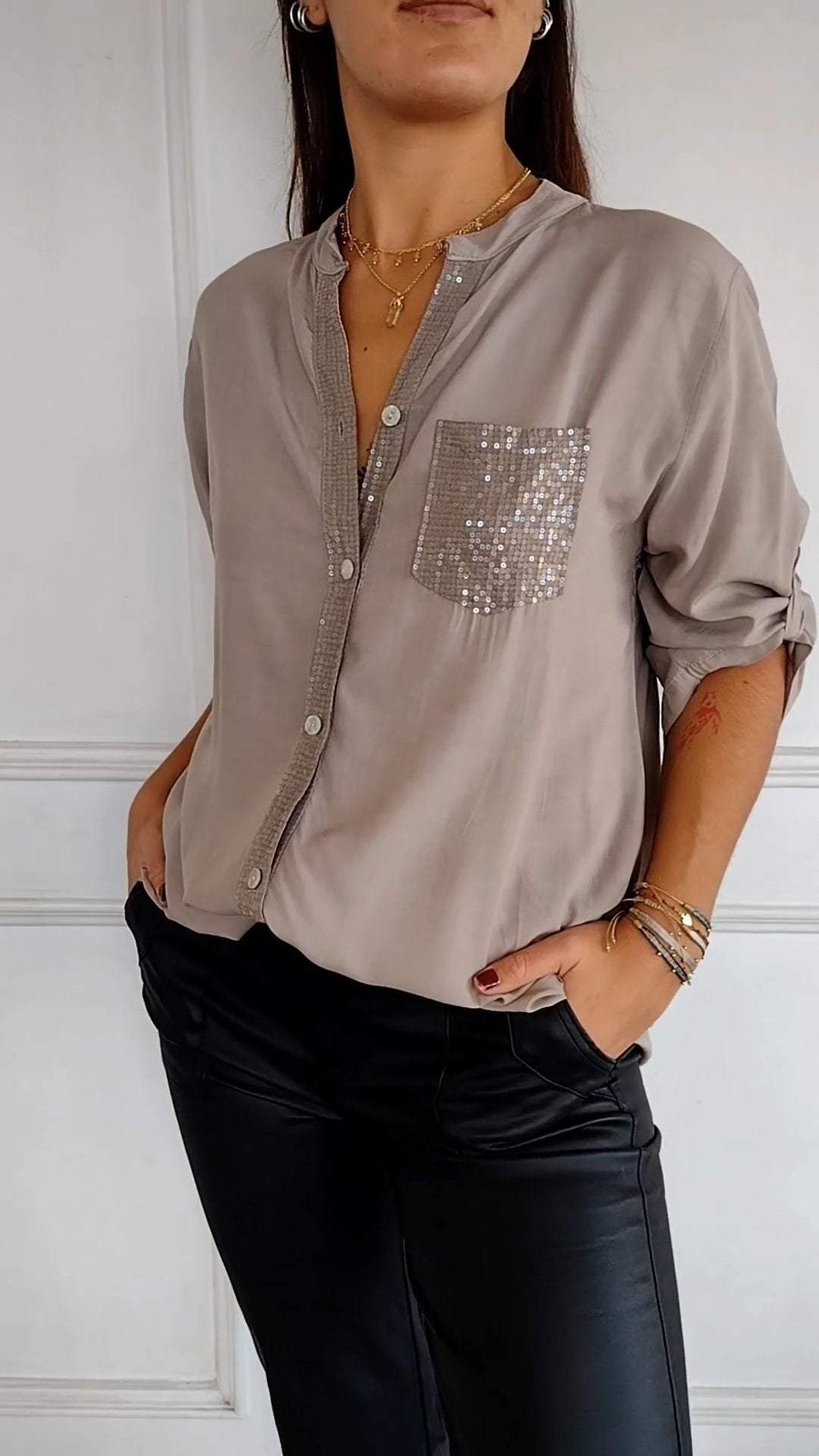 COTTON V™ | V-Neck Sequin Mid-Sleeve Casual Top