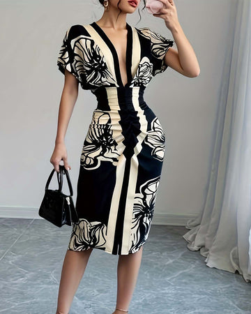 Hodiah™ | Chic Pleated Dress